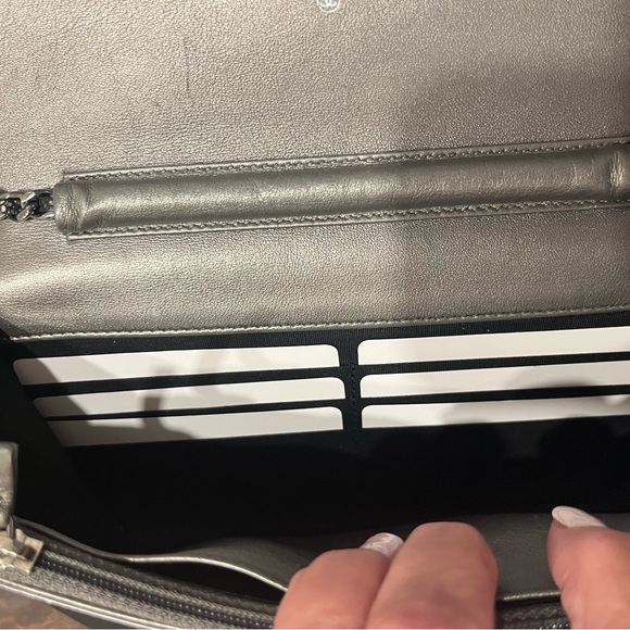Chanel Wallwt on Chain 45004 Dark Silver - Picture 3 of 13